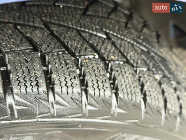 Синий Тойота Королла, объемом двигателя 1.59 л и пробегом 198 тыс. км за 10999 $, фото 7 на Automoto.ua