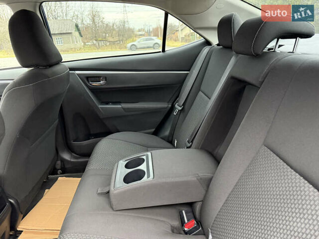 Синий Тойота Королла, объемом двигателя 1.59 л и пробегом 198 тыс. км за 10999 $, фото 26 на Automoto.ua