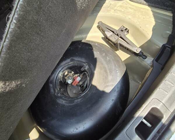 Синий Тойота Королла, объемом двигателя 1.8 л и пробегом 228 тыс. км за 12450 $, фото 19 на Automoto.ua