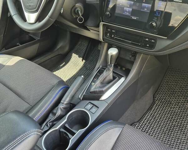 Синий Тойота Королла, объемом двигателя 1.8 л и пробегом 228 тыс. км за 12450 $, фото 13 на Automoto.ua