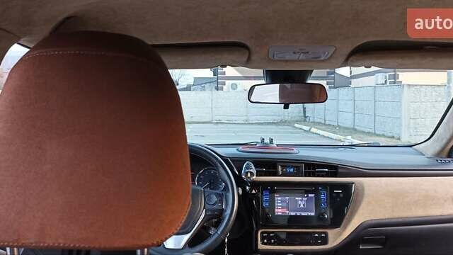 Синій Тойота Королла, об'ємом двигуна 1.8 л та пробігом 117 тис. км за 14000 $, фото 39 на Automoto.ua