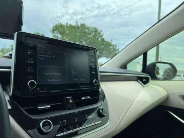 Синій Тойота Королла, об'ємом двигуна 1.8 л та пробігом 15 тис. км за 8000 $, фото 9 на Automoto.ua