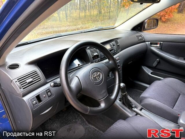 Синий Тойота Королла, объемом двигателя 1.4 л и пробегом 200 тыс. км за 3950 $, фото 8 на Automoto.ua