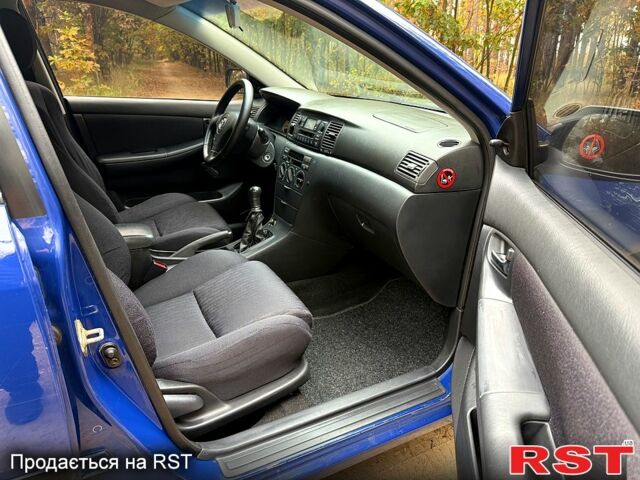 Синий Тойота Королла, объемом двигателя 1.4 л и пробегом 200 тыс. км за 3950 $, фото 11 на Automoto.ua