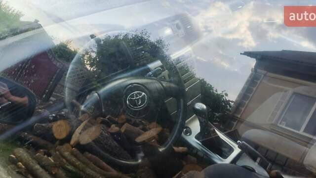 Синий Тойота Королла, объемом двигателя 1.6 л и пробегом 256 тыс. км за 4400 $, фото 6 на Automoto.ua