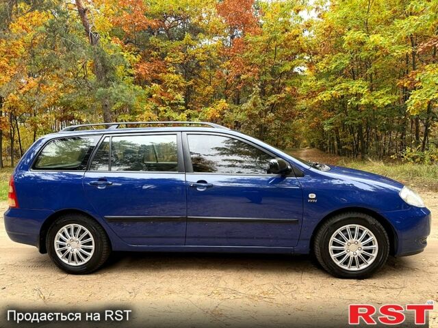 Синий Тойота Королла, объемом двигателя 1.4 л и пробегом 200 тыс. км за 3950 $, фото 2 на Automoto.ua