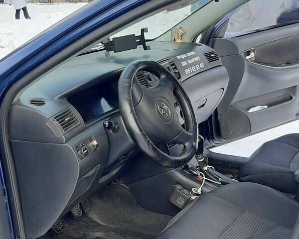 Синій Тойота Королла, об'ємом двигуна 2 л та пробігом 380 тис. км за 4500 $, фото 1 на Automoto.ua