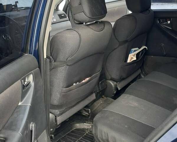 Синій Тойота Королла, об'ємом двигуна 2 л та пробігом 380 тис. км за 4500 $, фото 6 на Automoto.ua