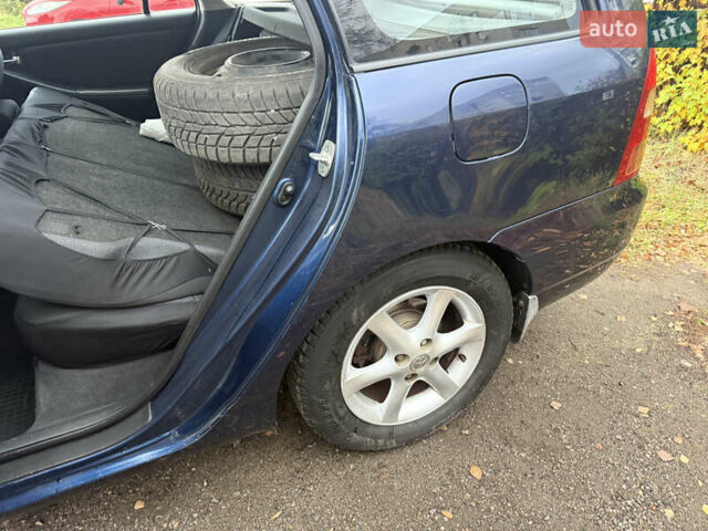 Синий Тойота Королла, объемом двигателя 2 л и пробегом 278 тыс. км за 2300 $, фото 4 на Automoto.ua