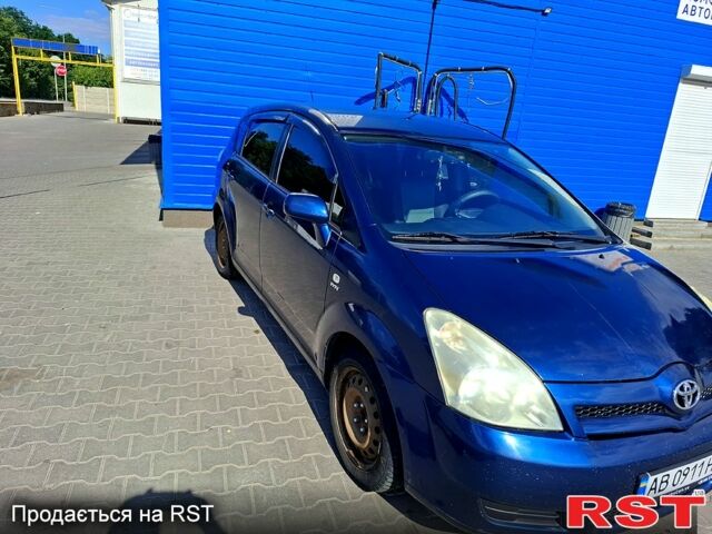 Синий Тойота Королла, объемом двигателя 1.6 л и пробегом 326 тыс. км за 5000 $, фото 1 на Automoto.ua