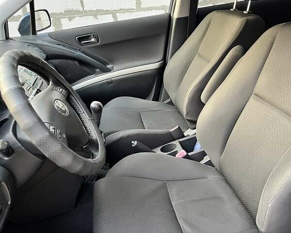 Синий Тойота Королла, объемом двигателя 1.8 л и пробегом 302 тыс. км за 6200 $, фото 2 на Automoto.ua