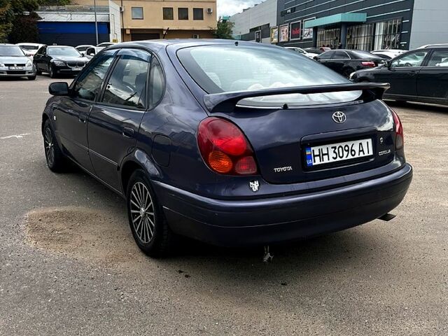 Синий Тойота Королла, объемом двигателя 1.3 л и пробегом 355 тыс. км за 2700 $, фото 3 на Automoto.ua