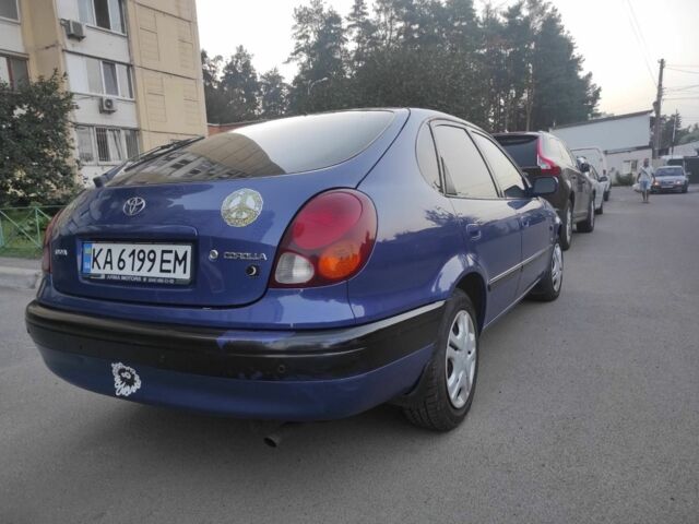 Синий Тойота Королла, объемом двигателя 1.6 л и пробегом 214 тыс. км за 3800 $, фото 1 на Automoto.ua