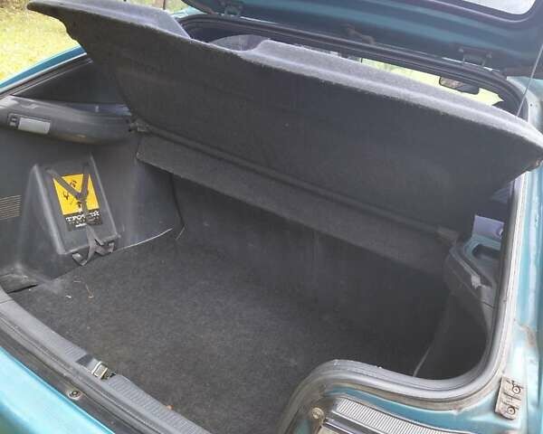 Зеленый Тойота Королла, объемом двигателя 1.3 л и пробегом 400 тыс. км за 2500 $, фото 9 на Automoto.ua