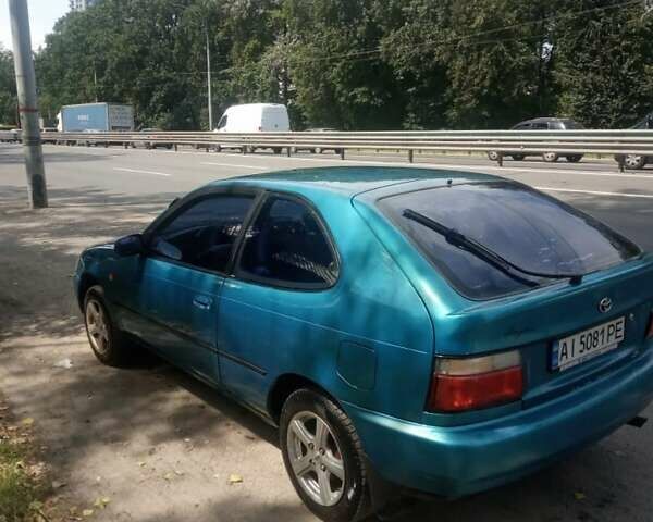 Зеленый Тойота Королла, объемом двигателя 1.3 л и пробегом 400 тыс. км за 2500 $, фото 1 на Automoto.ua