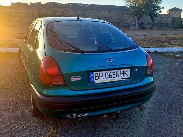 Зеленый Тойота Королла, объемом двигателя 1.6 л и пробегом 370 тыс. км за 3500 $, фото 2 на Automoto.ua