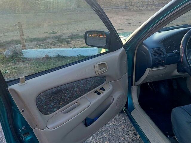 Зеленый Тойота Королла, объемом двигателя 1.6 л и пробегом 370 тыс. км за 3500 $, фото 8 на Automoto.ua