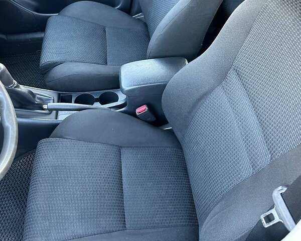 Зеленый Тойота Королла, объемом двигателя 1.6 л и пробегом 191 тыс. км за 5300 $, фото 13 на Automoto.ua