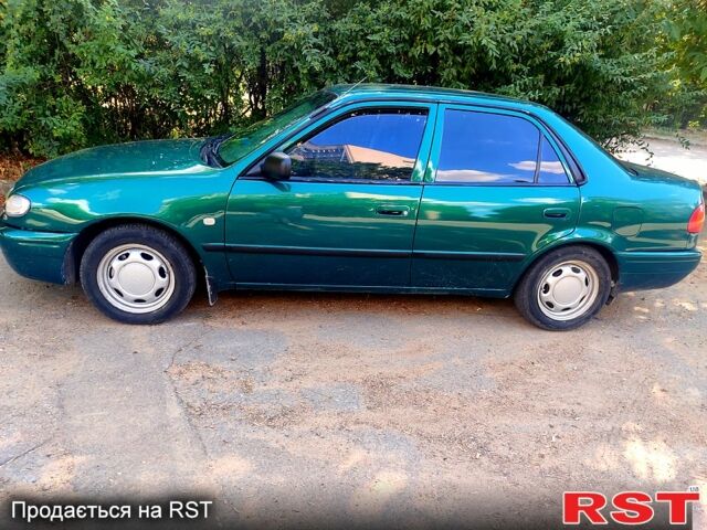 Зелений Тойота Королла, об'ємом двигуна 1.4 л та пробігом 400 тис. км за 4800 $, фото 5 на Automoto.ua