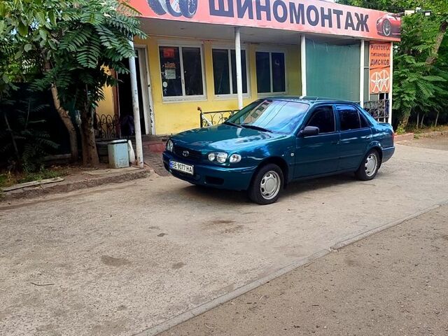 Зелений Тойота Королла, об'ємом двигуна 1.4 л та пробігом 400 тис. км за 4800 $, фото 1 на Automoto.ua