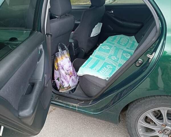 Зеленый Тойота Королла, объемом двигателя 1.6 л и пробегом 370 тыс. км за 4000 $, фото 2 на Automoto.ua