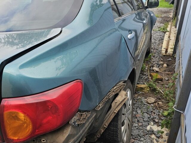 Зеленый Тойота Королла, объемом двигателя 1.8 л и пробегом 150 тыс. км за 3000 $, фото 4 на Automoto.ua