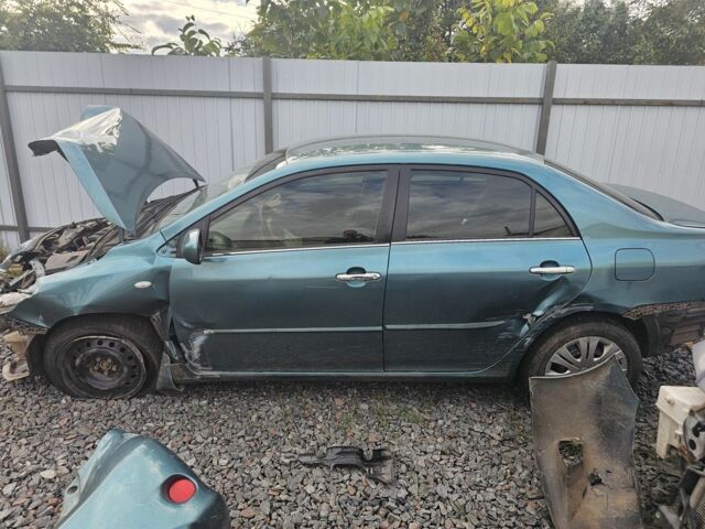 Зеленый Тойота Королла, объемом двигателя 1.8 л и пробегом 150 тыс. км за 3000 $, фото 1 на Automoto.ua