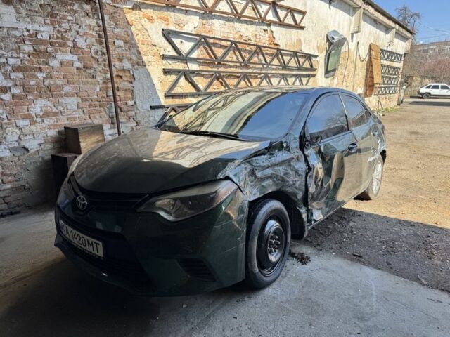 Зелений Тойота Королла, об'ємом двигуна 1.8 л та пробігом 225 тис. км за 4900 $, фото 5 на Automoto.ua