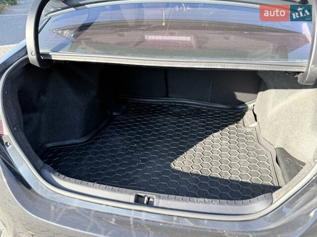 Зеленый Тойота Королла, объемом двигателя 1.6 л и пробегом 120 тыс. км за 12000 $, фото 19 на Automoto.ua