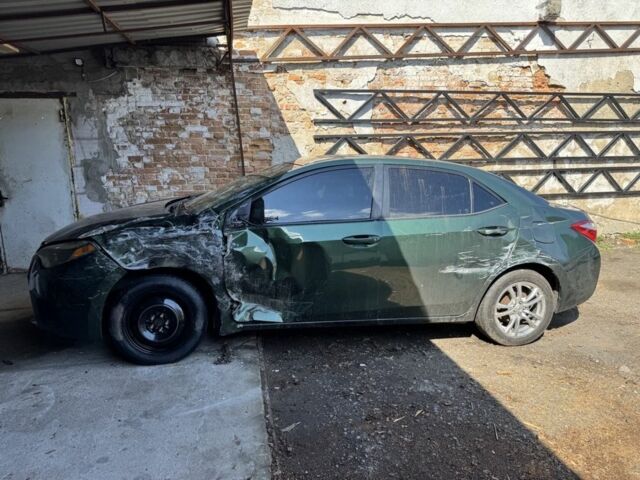 Зелений Тойота Королла, об'ємом двигуна 1.8 л та пробігом 225 тис. км за 4900 $, фото 1 на Automoto.ua