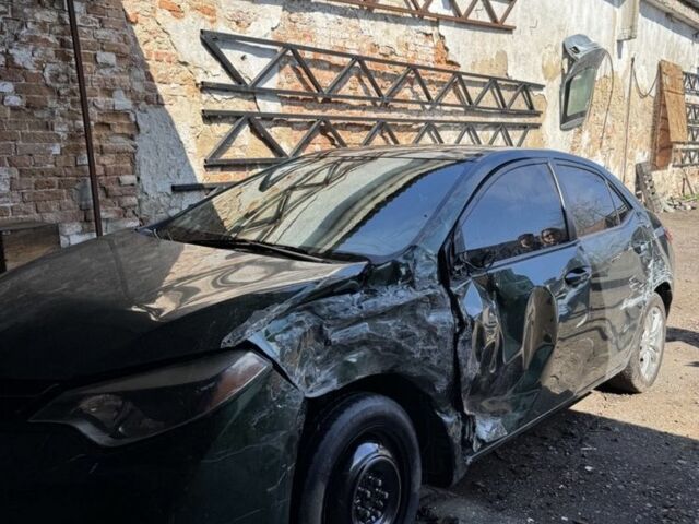 Зелений Тойота Королла, об'ємом двигуна 1.8 л та пробігом 225 тис. км за 4900 $, фото 4 на Automoto.ua