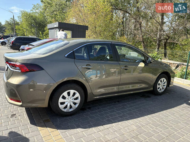 Зелений Тойота Королла, об'ємом двигуна 1.6 л та пробігом 6 тис. км за 23500 $, фото 5 на Automoto.ua