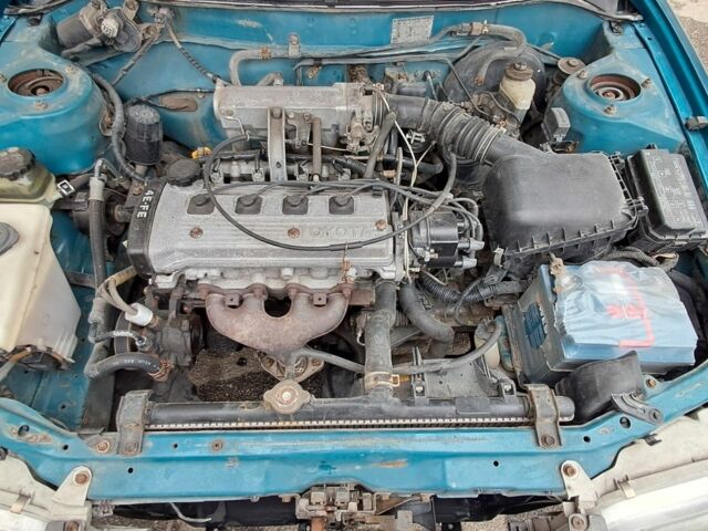 Зеленый Тойота Королла, объемом двигателя 1.3 л и пробегом 300 тыс. км за 3200 $, фото 6 на Automoto.ua