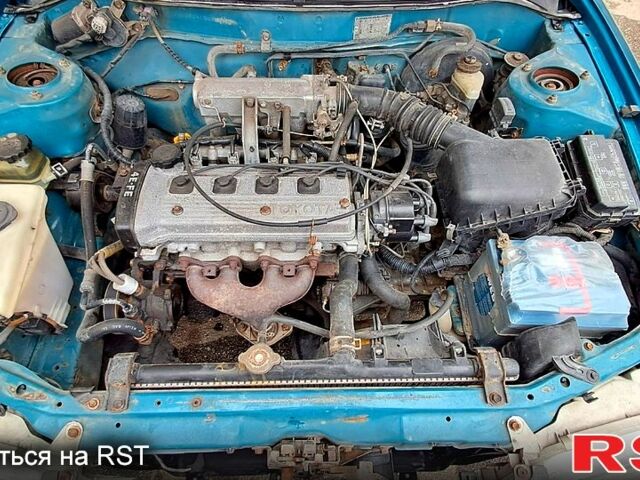 Зеленый Тойота Королла, объемом двигателя 1.3 л и пробегом 300 тыс. км за 3000 $, фото 6 на Automoto.ua