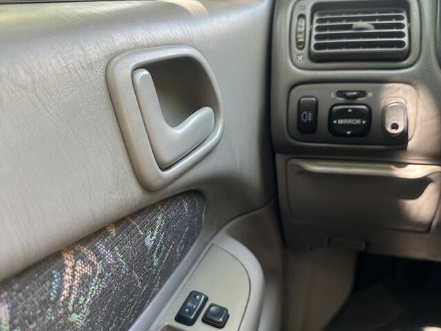 Зеленый Тойота Королла, объемом двигателя 1.3 л и пробегом 100 тыс. км за 3300 $, фото 12 на Automoto.ua