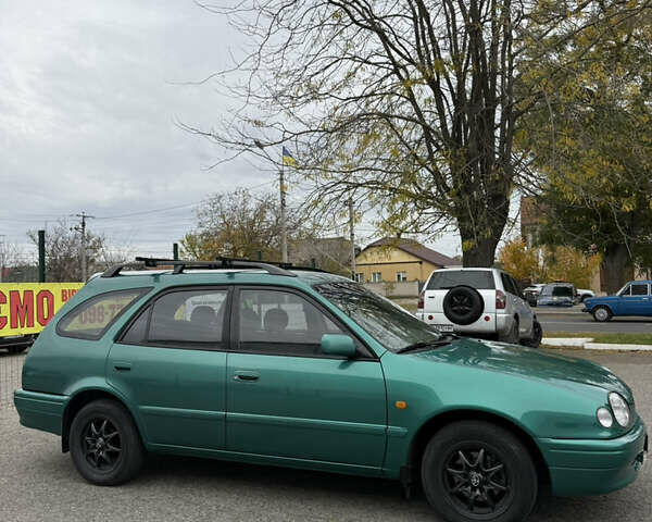 Зеленый Тойота Королла, объемом двигателя 1.33 л и пробегом 390 тыс. км за 3300 $, фото 2 на Automoto.ua