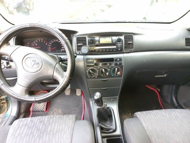 Тойота Королла 2003 в Ровно на Automoto.ua Зеленый Тойота Королла, объемом двигателя 0 л и пробегом 365 тыс. км за 2800 $, фото 5 на Automoto.ua