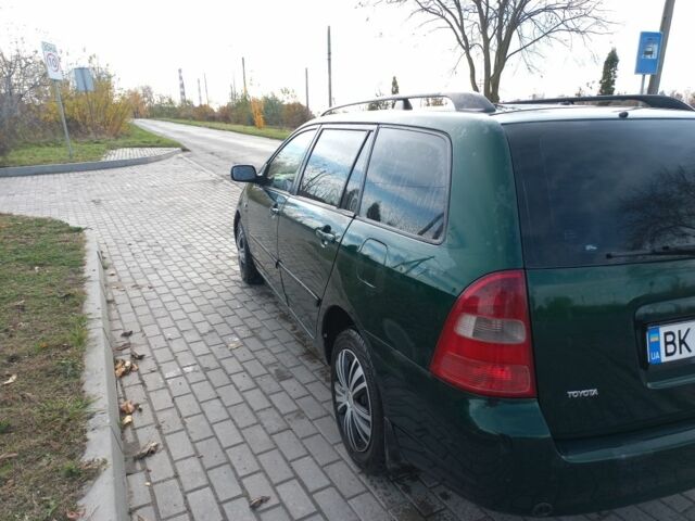 Тойота Королла 2003 в Ровно на Automoto.ua Зеленый Тойота Королла, объемом двигателя 0 л и пробегом 365 тыс. км за 2800 $, фото 1 на Automoto.ua