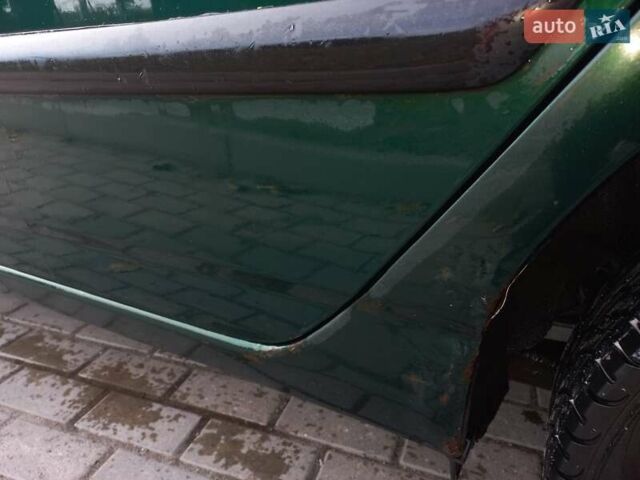 Зеленый Тойота Королла, объемом двигателя 1.6 л и пробегом 365 тыс. км за 2800 $, фото 1 на Automoto.ua