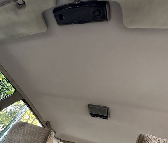 Белый Тойота Корона, объемом двигателя 1.8 л и пробегом 177 тыс. км за 3000 $, фото 14 на Automoto.ua