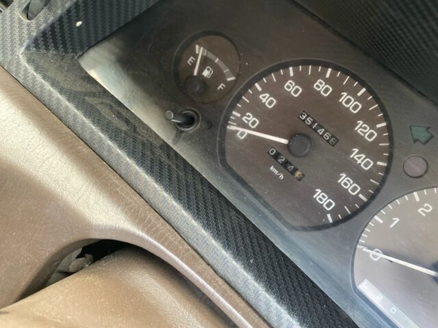 Белый Тойота Корона, объемом двигателя 1.8 л и пробегом 351 тыс. км за 1300 $, фото 5 на Automoto.ua