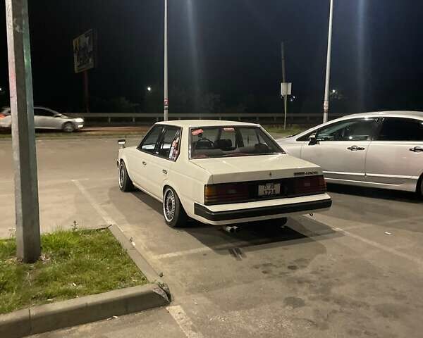 Белый Тойота Корона, объемом двигателя 1.8 л и пробегом 200 тыс. км за 2300 $, фото 7 на Automoto.ua