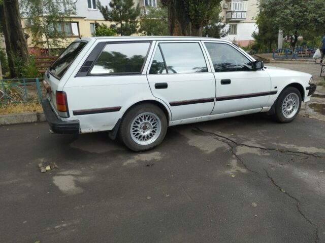 Белый Тойота Корона, объемом двигателя 1.5 л и пробегом 240 тыс. км за 1100 $, фото 3 на Automoto.ua