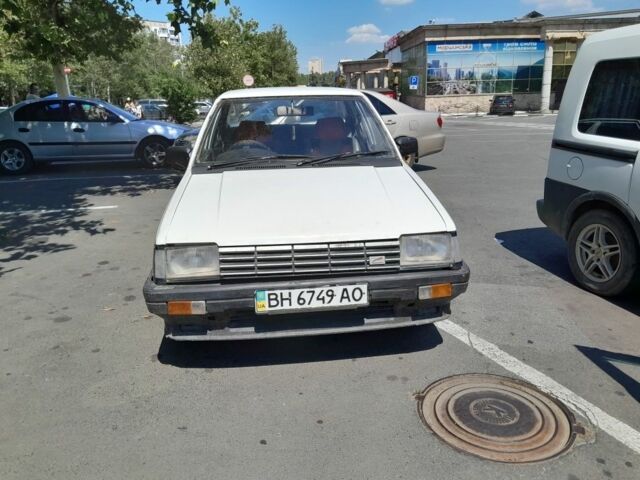 Белый Тойота Корса, объемом двигателя 1.3 л и пробегом 170 тыс. км за 400 $, фото 1 на Automoto.ua