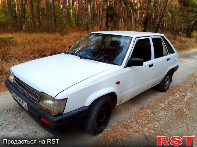 Тойота Корса, об'ємом двигуна 1.3 л та пробігом 0 тис. км за 800 $, фото 1 на Automoto.ua