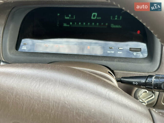 Білий Тойота Креста, об'ємом двигуна 2.5 л та пробігом 500 тис. км за 6000 $, фото 9 на Automoto.ua