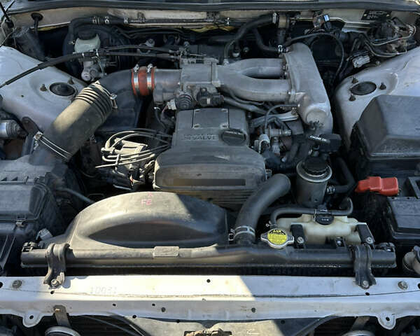 Білий Тойота Креста, об'ємом двигуна 2.5 л та пробігом 500 тис. км за 6000 $, фото 13 на Automoto.ua