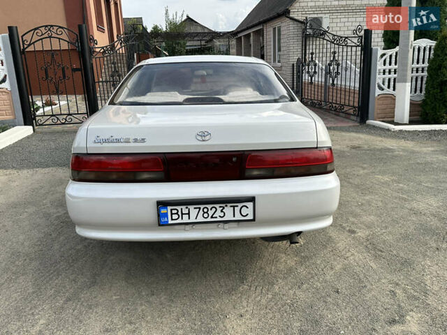 Білий Тойота Креста, об'ємом двигуна 2.5 л та пробігом 500 тис. км за 6000 $, фото 6 на Automoto.ua