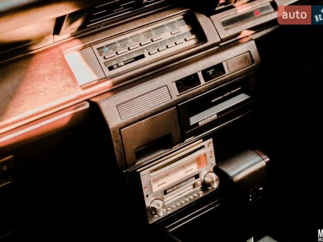 Бежевый Тойота Краун, объемом двигателя 1.99 л и пробегом 270 тыс. км за 10000 $, фото 6 на Automoto.ua