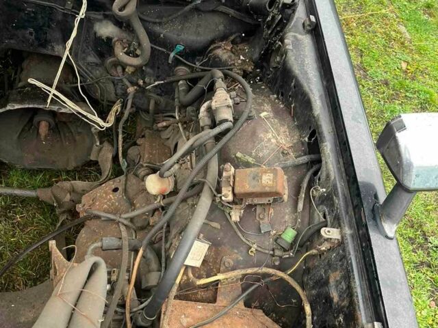 Чорний Тойота Краун, об'ємом двигуна 2.8 л та пробігом 171 тис. км за 993 $, фото 8 на Automoto.ua